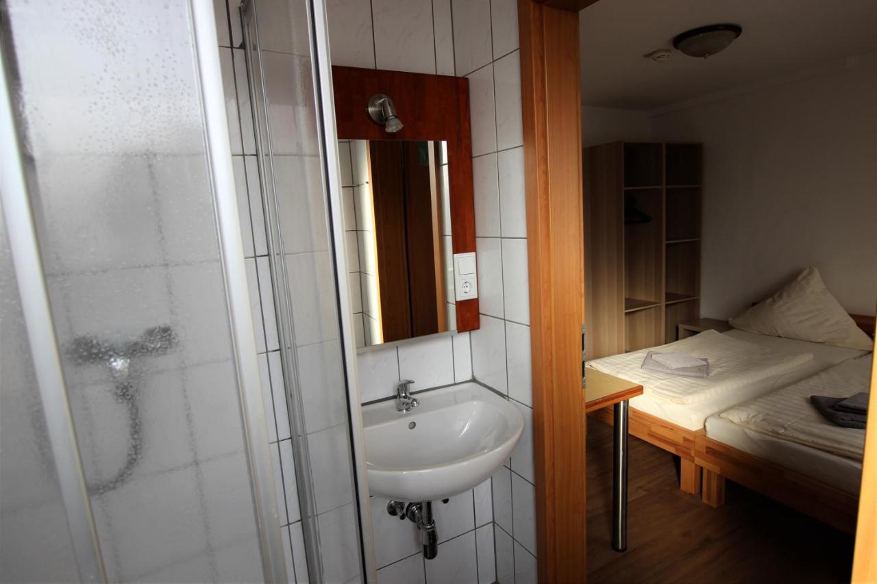 A.B. Hotel Эрланген Экстерьер фото