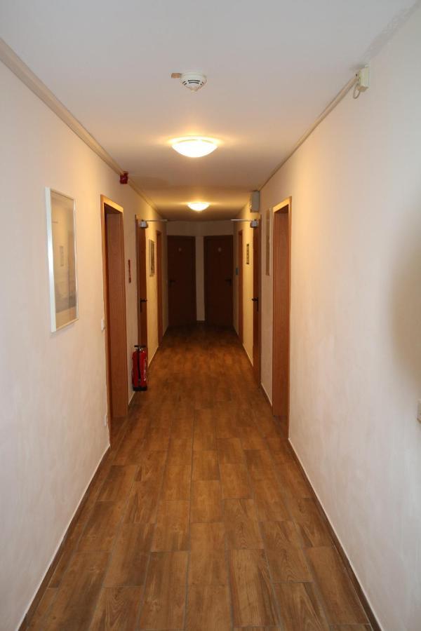 A.B. Hotel Эрланген Экстерьер фото